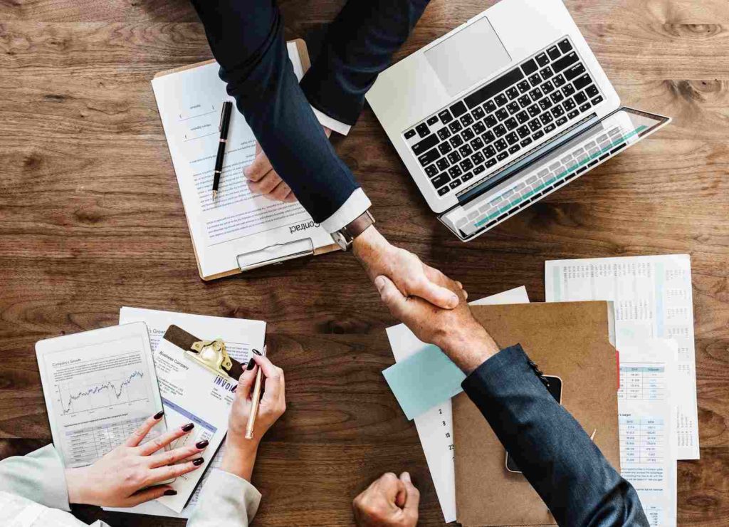 SocialNicole_Why Hire a Social Media Management Company_July 2019