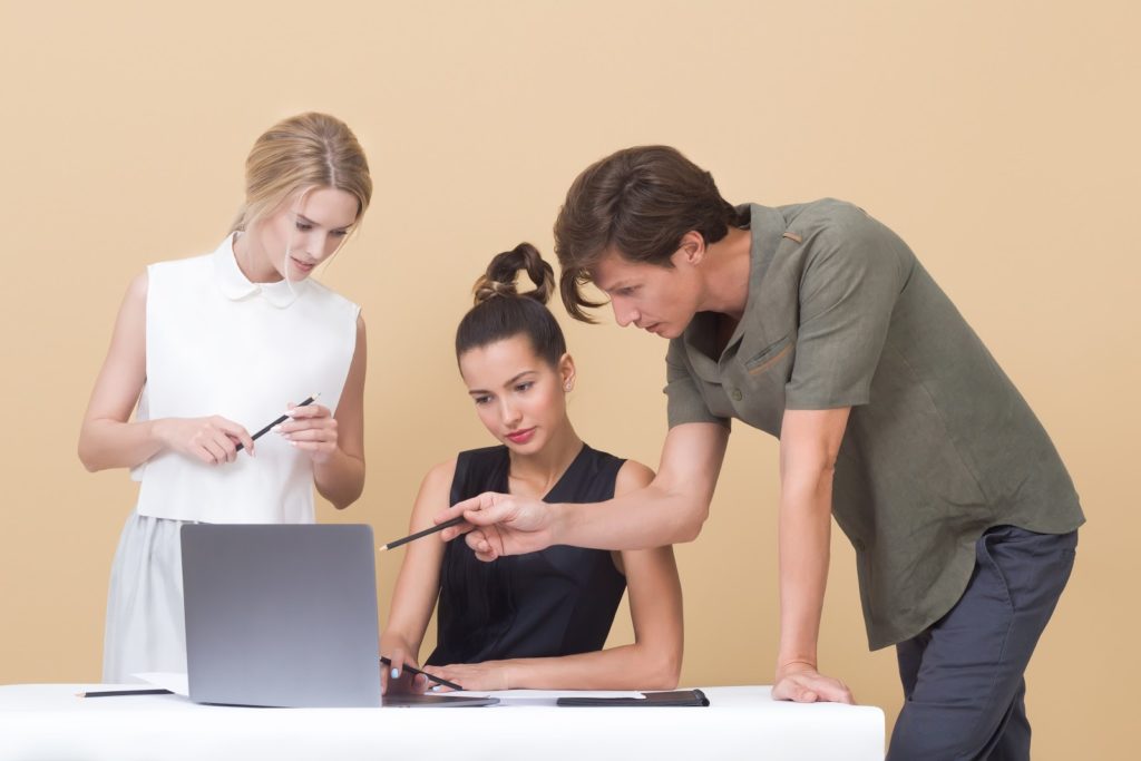 Social Nicole_Blog_What Does a Social Media Manager Do_September 2019